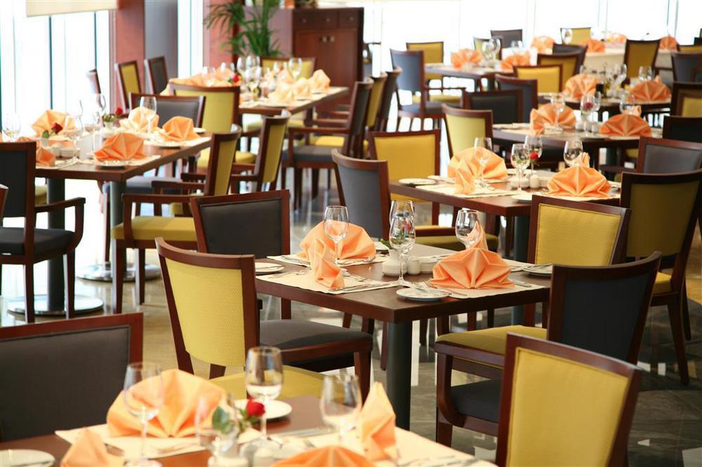 Symphony Hotel Apartments 두바이 레스토랑 사진